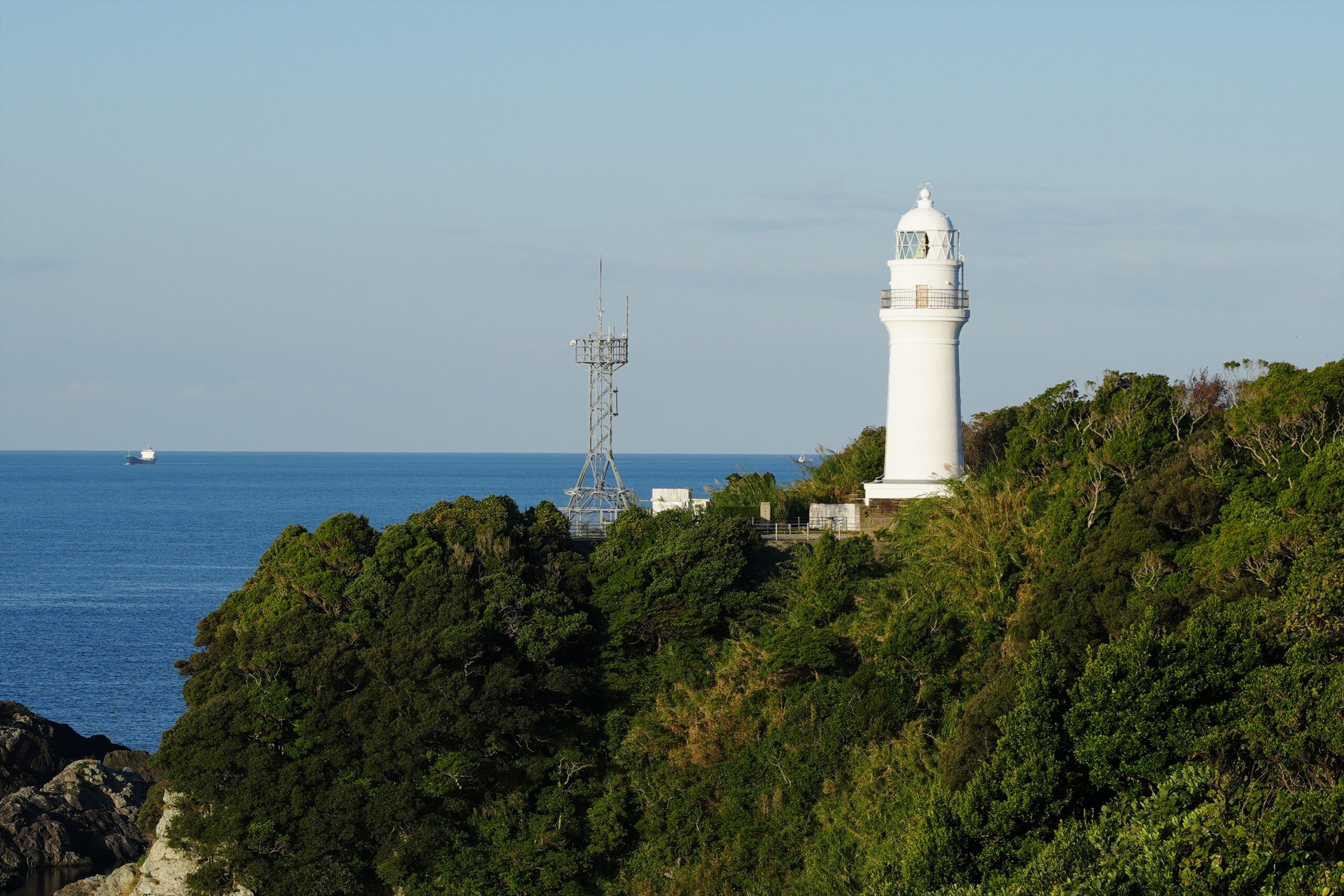 潮岬灯台（しおのみさき）